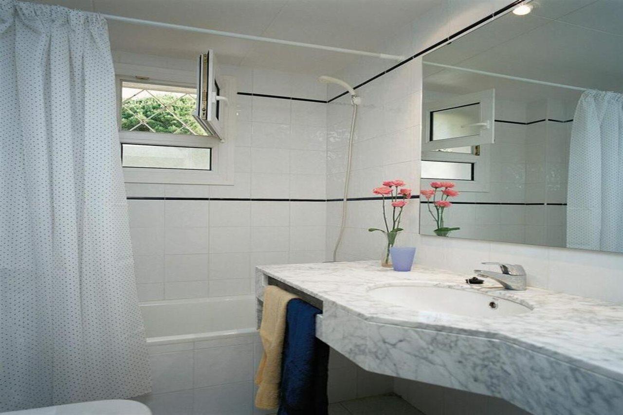 Albamar Apartaments Lloret de Mar Exterior photo